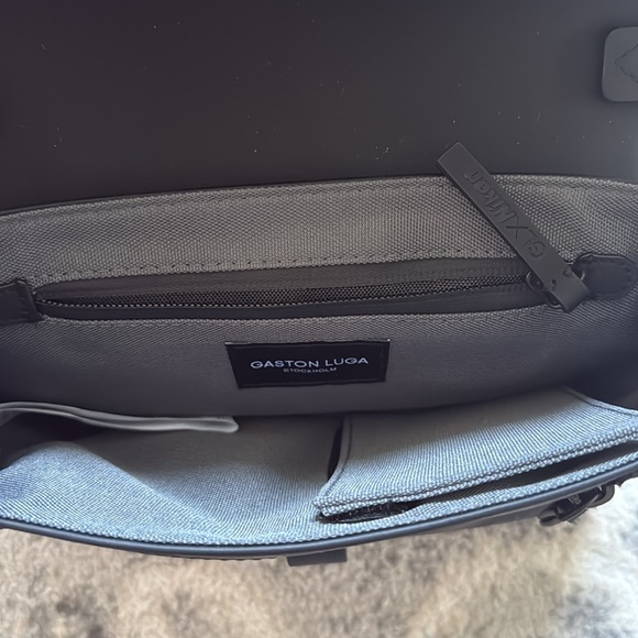 Gaston Luga x Nikon Bag - Picture 8 of 16